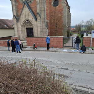 Kreidebotschaften der Konfis